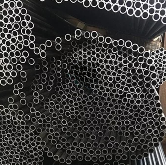 ГК БЕСШОВНАЯ ТРУБА ГОСТ 9941-81 12Х18Н9 16х2.8мм Трубы металлические #2